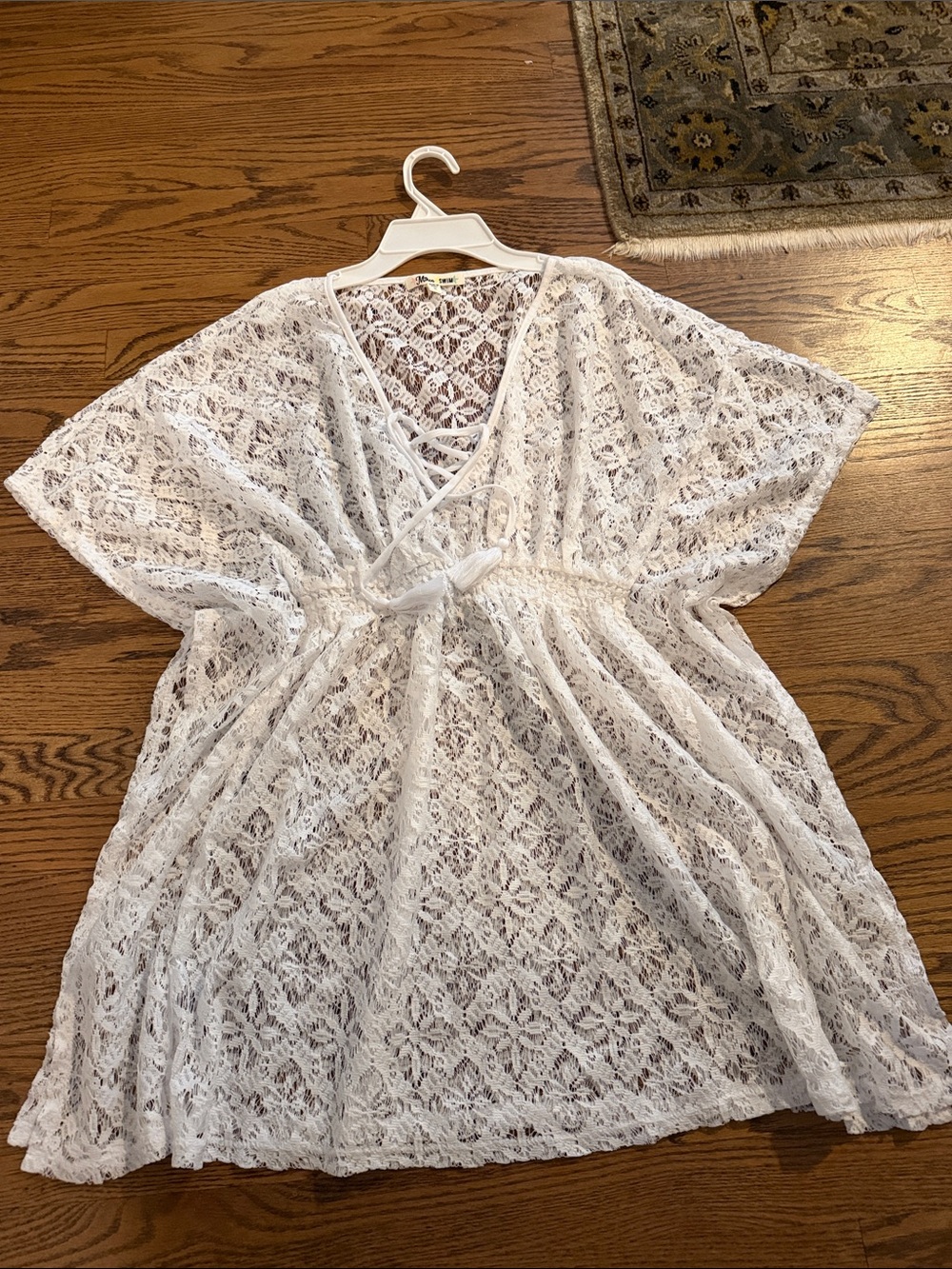 Women's White Lace Tie-Front Swim Coverup